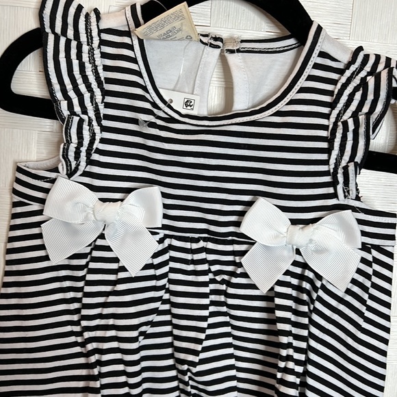 FIRST Impressions Black and White Stripe Sunsuit - Picture 2 of 3